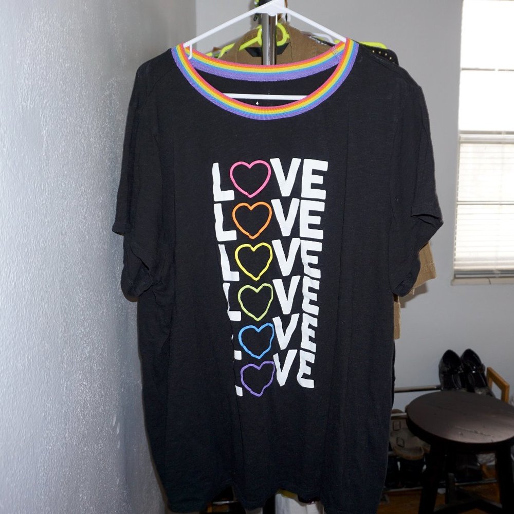 Torrid Ringer T Shirt Rainbow Love Size 4x Plus